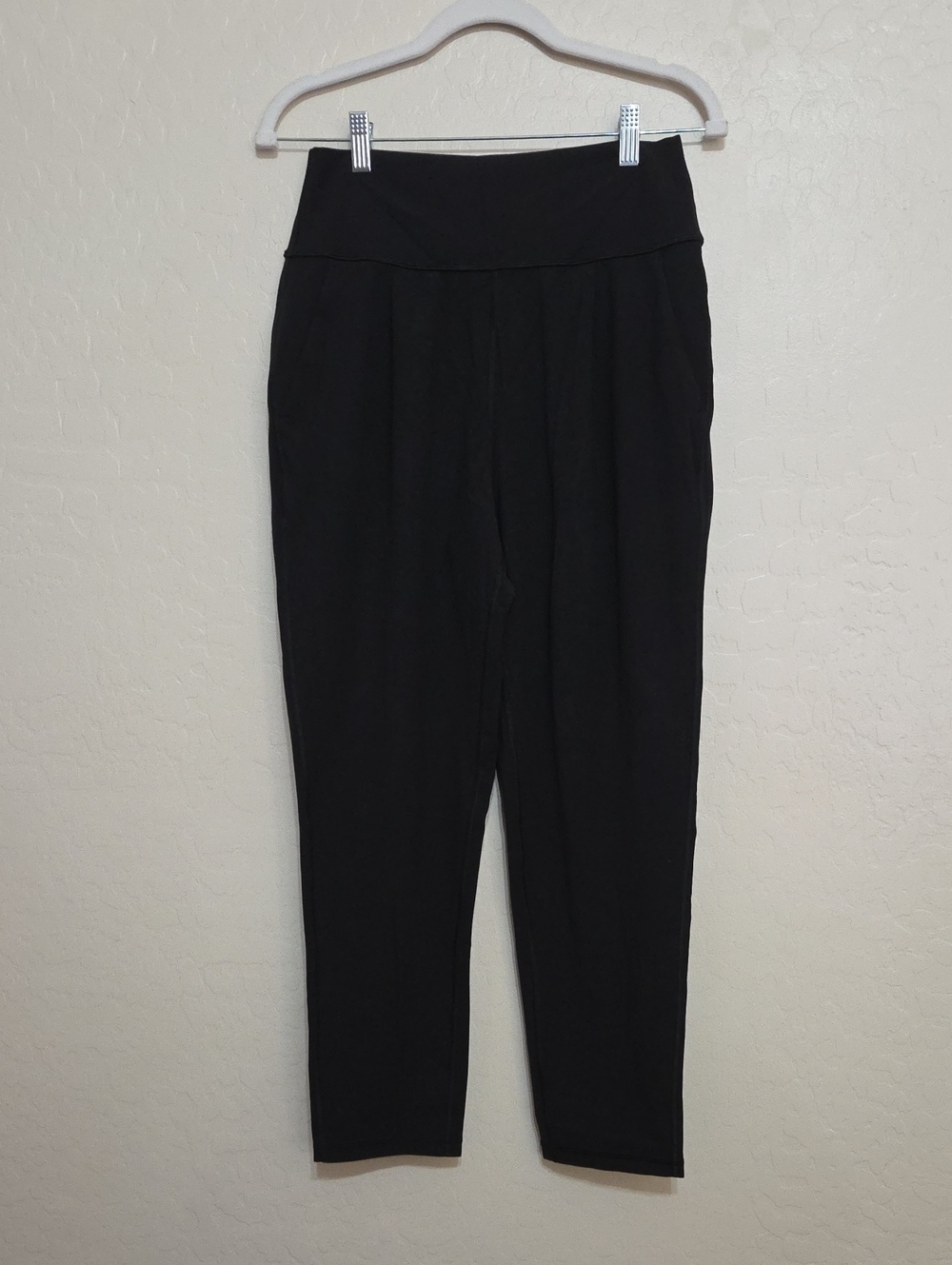 Athleta Black High-Waist Jogger Pants